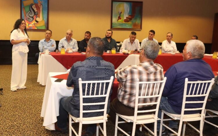 Fortalecimiento de la infraestructura carretera fortalecerá el comercio: Olga Sosa