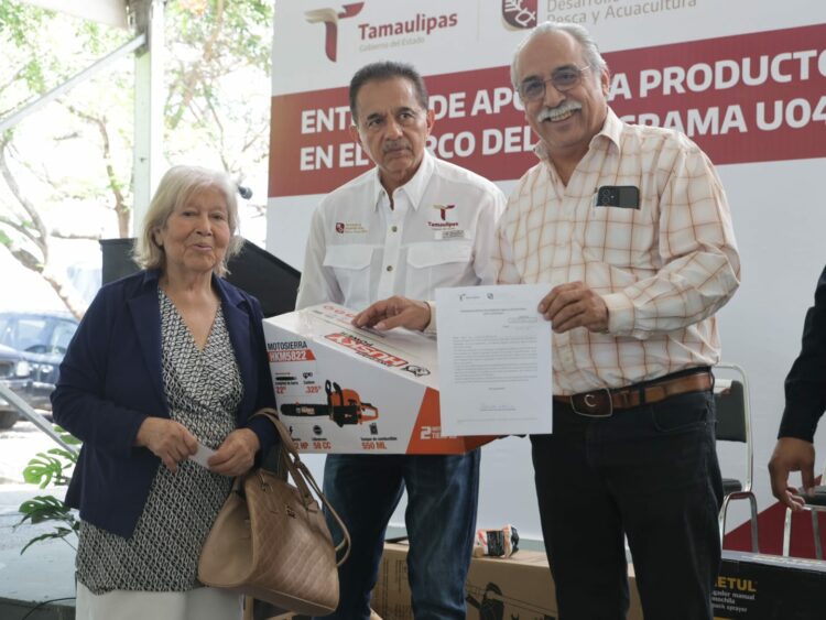 Impulsa Gobierno de Tamaulipas al campo con entrega de implementos agrícolas