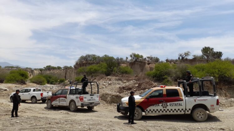 Apoya Guardia Estatal en traslado de presuntos restos de mamut encontrados en Tula