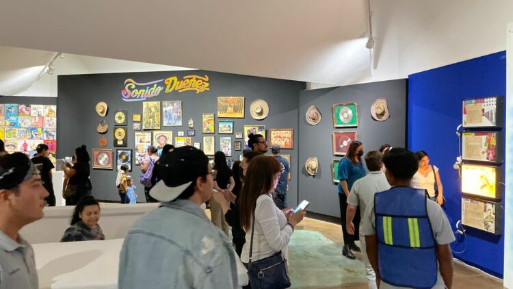 Inauguran, «Cholombianos» en Matamoros