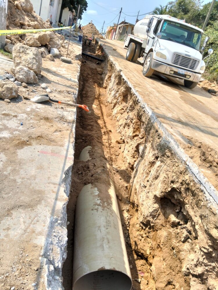 Rehabilitación de la red de agua potable en zona sur, compromiso cumplido del Gobierno del Estado