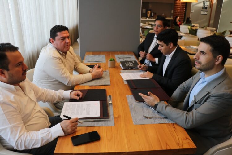 Firman convenio Universidad Politécnica de Altamira y City Express para abrir espacios a sus egresados