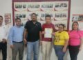 Adolescente en conflicto con la Ley Penal recibe certificado de secundaria
