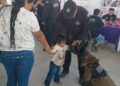 Agrupamiento canino de la Guardia Estatal convive con la ciudadanía en Brigada “Transformando Familias”