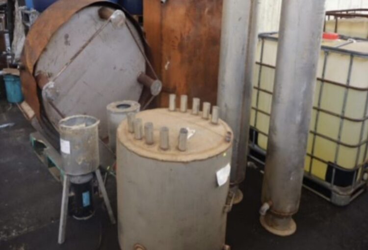 Destruye Fiscalía en Sinaloa más de dos toneladas de droga y 21 mil litros de sustancias