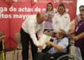 DIF Tamaulipas encabeza entrega de actas de nacimiento a adultos mayores, en colaboración con la Secretaría General de Gobierno