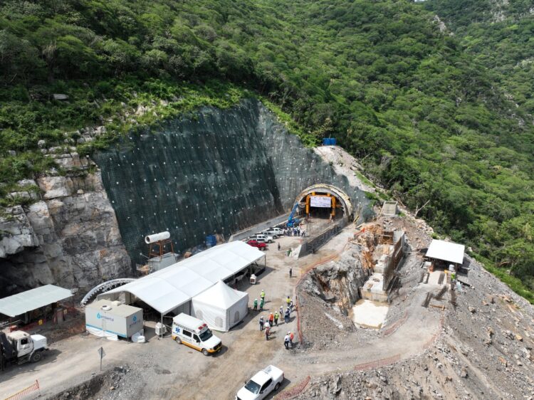 Impulsa Américo Villarreal infraestructura verde: y reforestación en carretera Mante–Ocampo–Tula