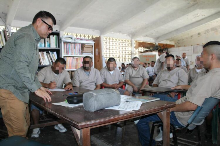 Imparten en CEDES Matamoros cursos de huertos urbanos e inglés