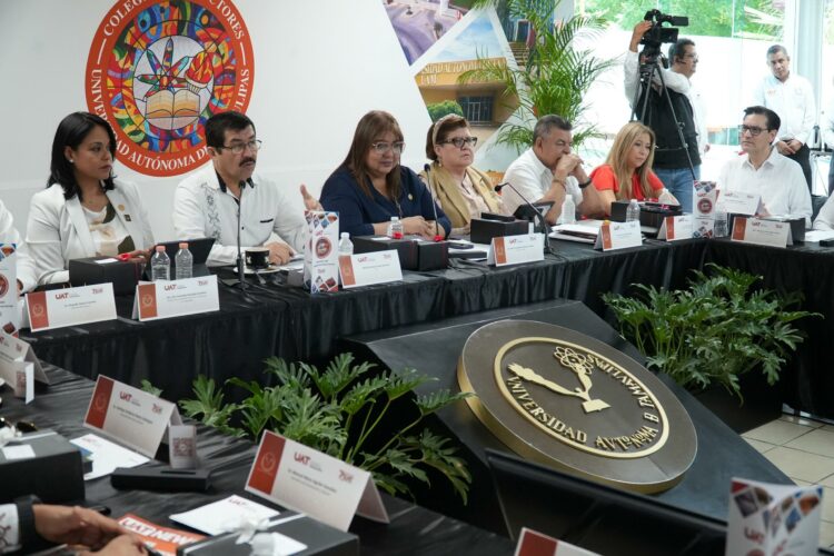 Fortalece la UAT cobertura educativa de sus escuelas preparatorias