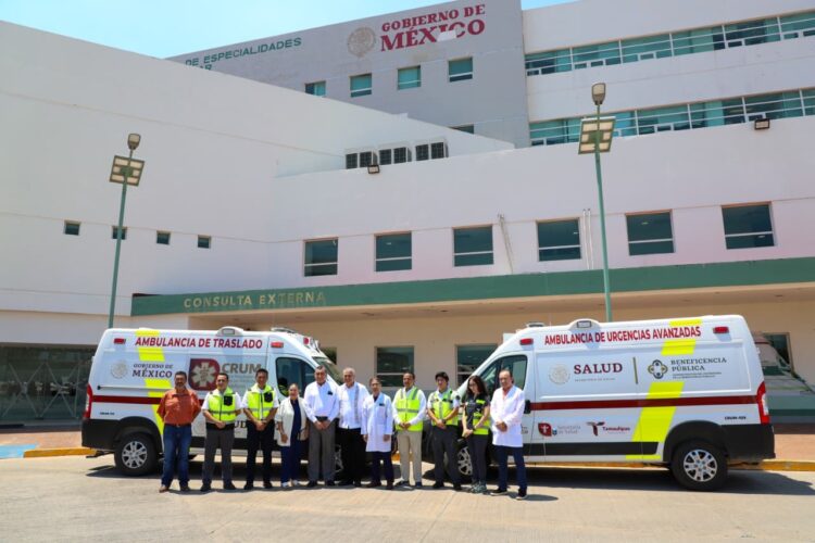 Entrega SST ambulancia al CRUM de la zona sur de Tamaulipas