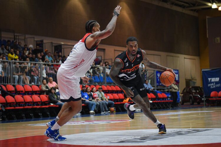 ‘Barre’ Correcaminos con la serie en Irapuato