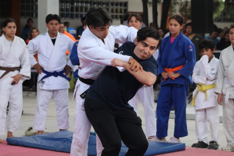 Presenta la UAT su oferta deportiva, cultural y de servicios educativos