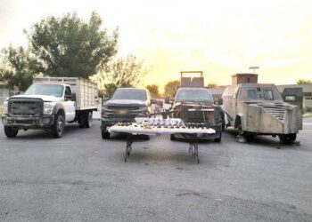 Aseguran arsenal y mounstruos en Camargo