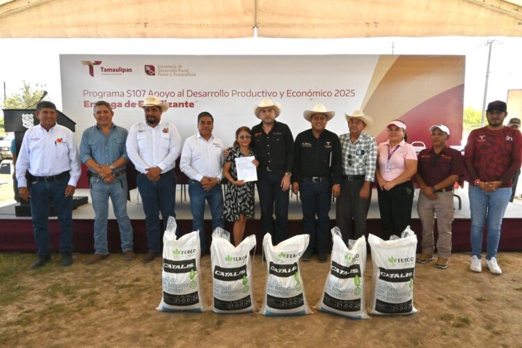 Más de mil 500 productores citrícolas beneficiados con entrega de fertilizante