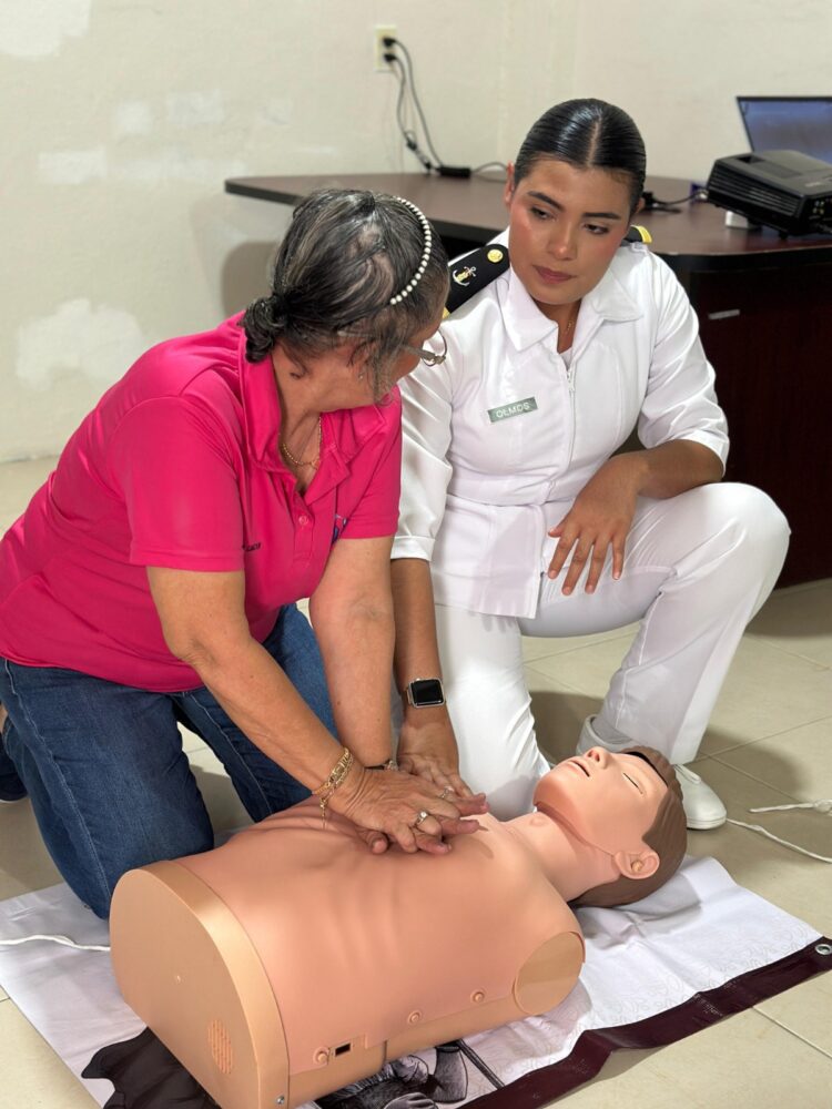 Capacita Centro LIBRE de Soto la Marina a mujeres en autocuidado y primeros auxilios: IMT