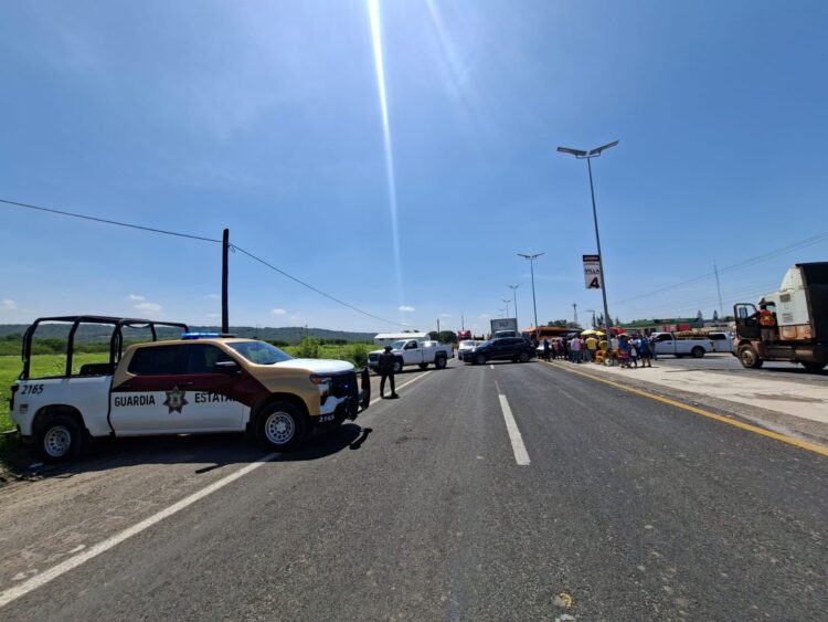 Cierran circulación en Carretera Tampico-Mante por manifestación