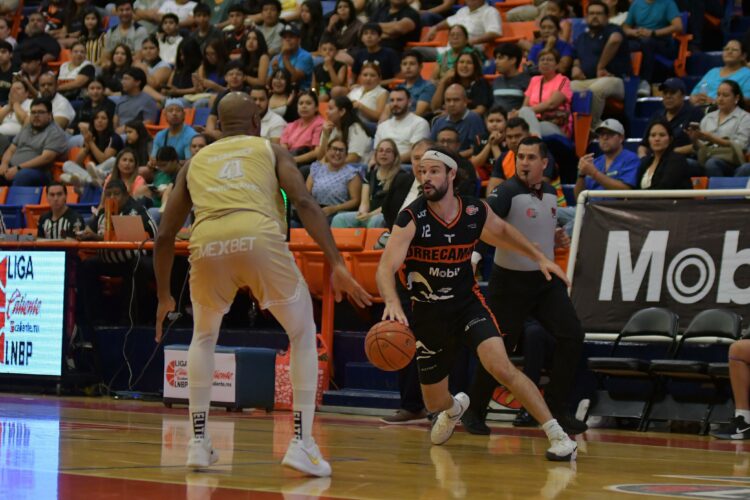 Correcaminos y Dorados comparten la serie