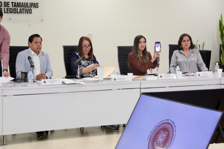 Denuncian a Manuel Muñoz Cano por violencia