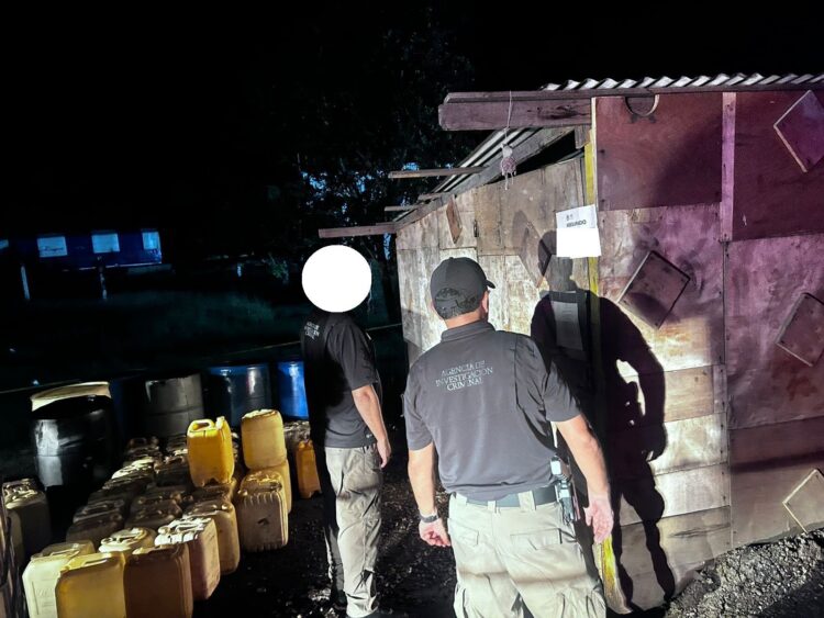 Realiza FGR cateos y asegura 6,400 litros de hidrocarburo en Tamaulipas