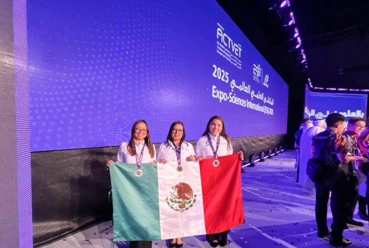 Reconocen a estudiantes de la Universidad Tecnológica de Altamira en ExpoSciences International 2025