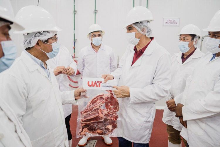 Constató gobernador modernización del rastro de la UAT