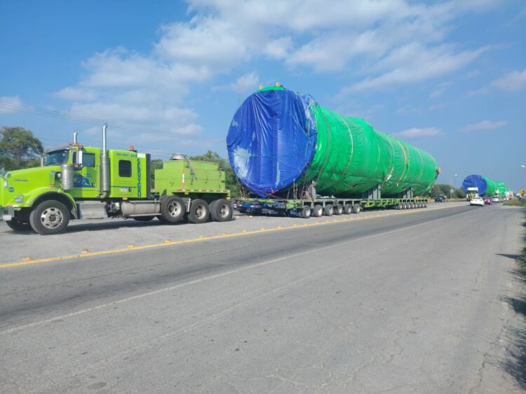 Detienen temporalmente traslado de calderas en la Carretera Federal 70