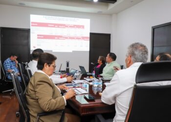 Avanza aplicación de vacunas de influenza, COVID y neumococo en Tamaulipas