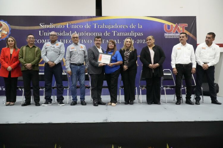 Celebra SUTUAT el 52 aniversario de su fundación