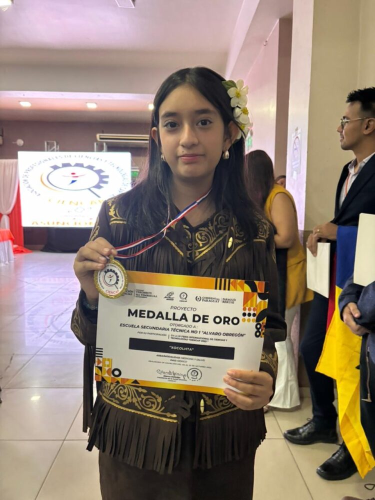 Gana estudiante tamaulipeca medalla de oro en Feria de Ciencias en Paraguay