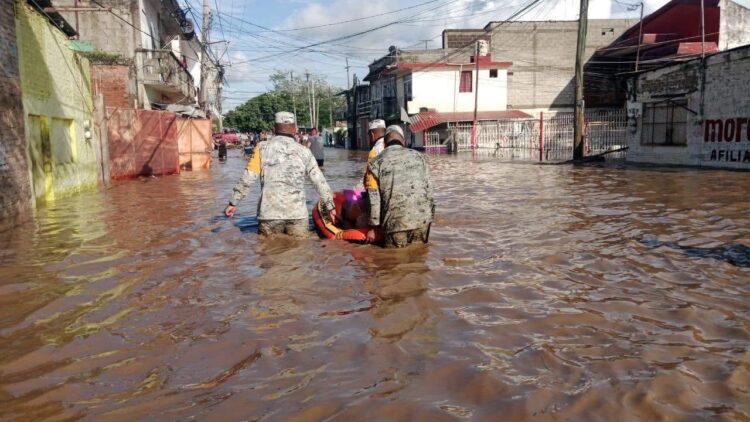 Van 47 fallecidos por lluvias en cuatro estados: Veracruz, Puebla, Hidalgo, Querétaro
