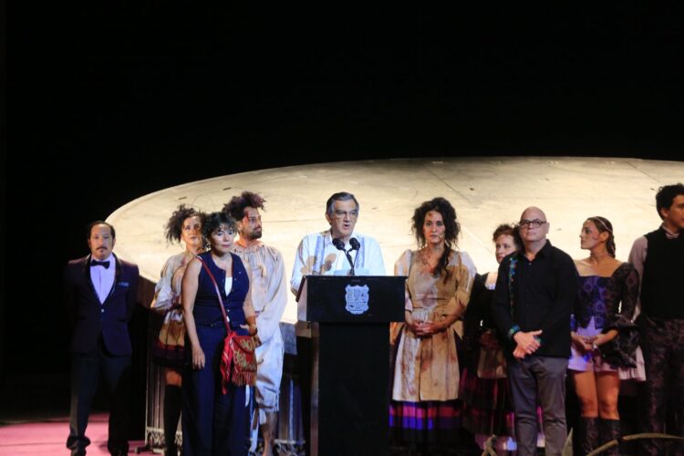 Clausura Américo Villarreal Anaya con éxito el FICSM 2025