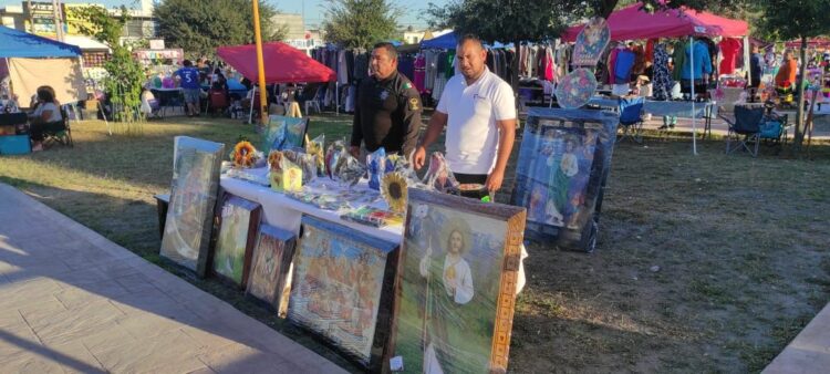 Participan PPLs del CEDES Reynosa en feria de emprendedores con venta de artesanías