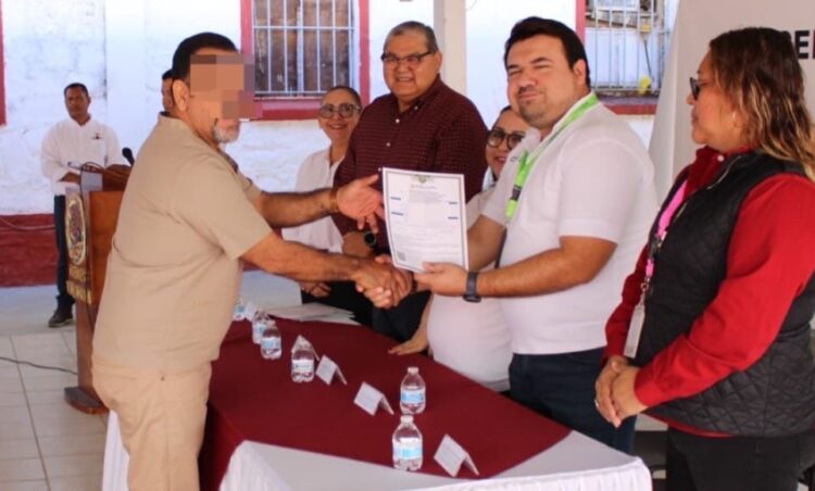 Acreditan internos del Cedes de Ciudad Victoria  certificados de preparatoria