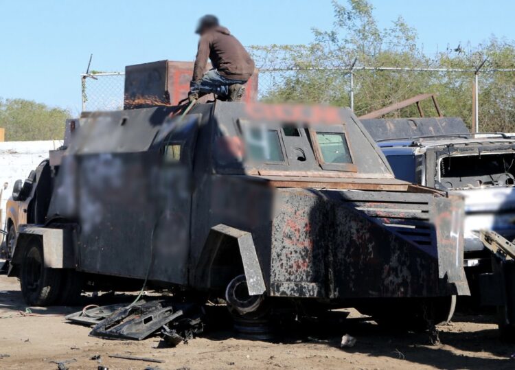 Destruye Fiscalía otros 22 vehículos con blindaje artesanal asegurados en Tamaulipas