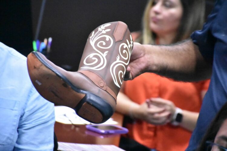 Ofrece Turismo vitrina del AIFA para las y los artesanos tamaulipecos