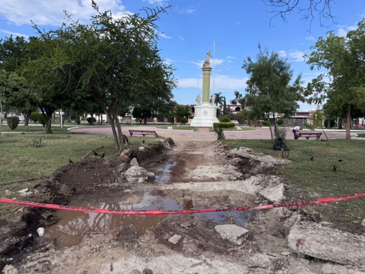 Aclara SOP alcances de trabajos en Plaza Héroes de la Independencia en Ciudad Victoria