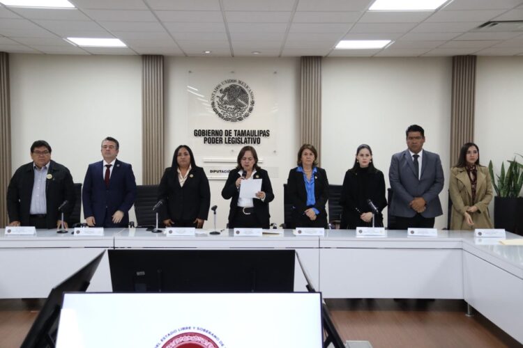 Se instala Diputación Permanente, la preside la Diputada Yuriria Iturbe