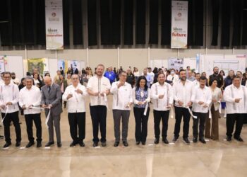 Refrenda Américo apoyo a la ciencia en favor del bienestar social