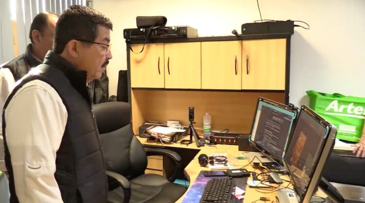 Incorpora UAT tecnología de vanguardia en pruebas vocacionales para estudiantes de bachillerato