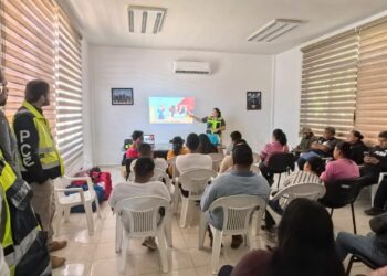 Capacita Turismo en Manejo de Alimentos, Atención al Turista y Primeros Auxilios