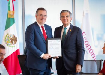 Firma Américo convenio con secretario de Economía para impulsar Polo de Desarrollo en Altamira