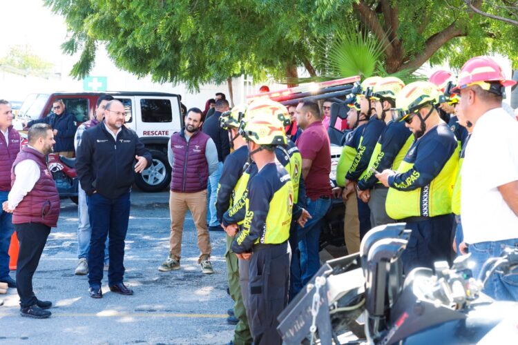 Entrega Gobierno del Estado equipo a Protección Civil para enfrentar incendios forestales