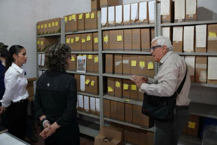 Colabora SEBIEN en rescate de archivo histórico de Jiménez
