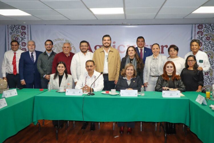 Participa Tamaulipas en encuentro nacional para el desarrollo pesquero y acuícola