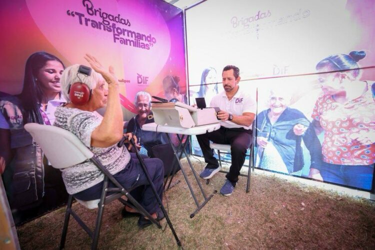 DIF Tamaulipas prioriza la salud auditiva con servicios gratuitos y entrega de auxiliares
