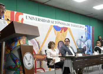 Resguarda la UAT su patrimonio documental y memoria histórica