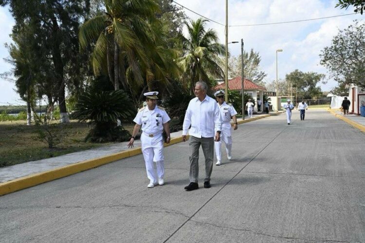 Suman esfuerzos Salud y SEMAR para acciones de la Semana Santa