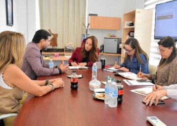 Unen esfuerzos IDPET y Colegio de Notarios para proteger el patrimonio familiar