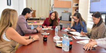 Unen esfuerzos IDPET y Colegio de Notarios para proteger el patrimonio familiar