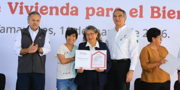 Desde la mañanera, Claudia Sheinbaum encabeza entrega de viviendas en Tamaulipas